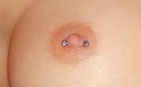 Nipple Piercing videos - alle beliebten videos in der kategorie Nipple Piercing