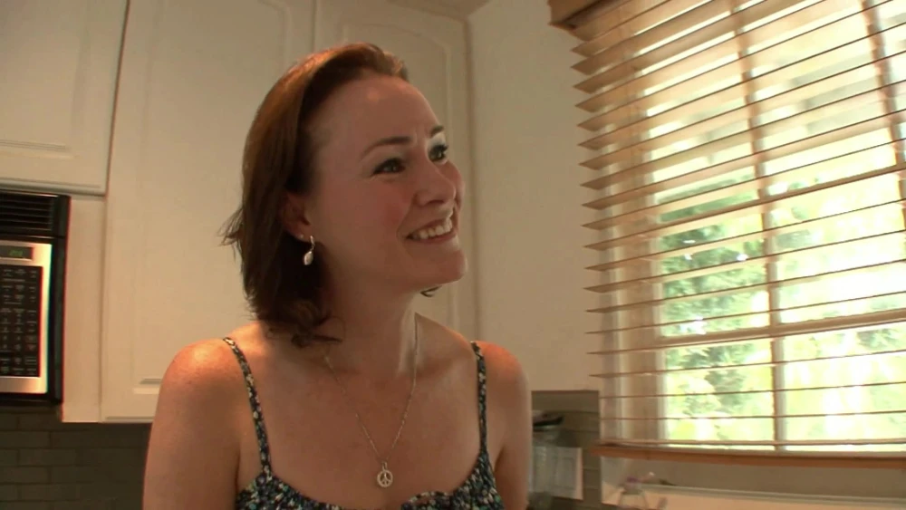 Lesben-Orgie – Muschilecken, Fingern, Strap-On, Facesitting, Tittenlecken