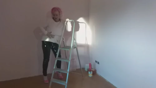 Grandma on the Ladder with her Dildo: Ansehen auf EroticOnly.DE