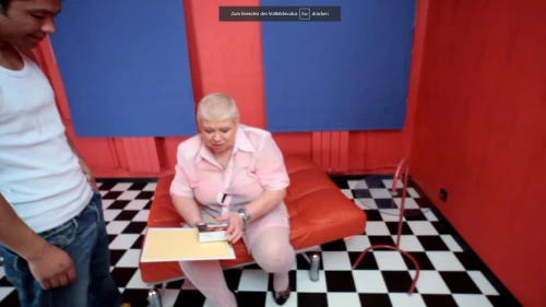 Granny loves Asian Cocks: Ansehen auf EroticOnly.DE