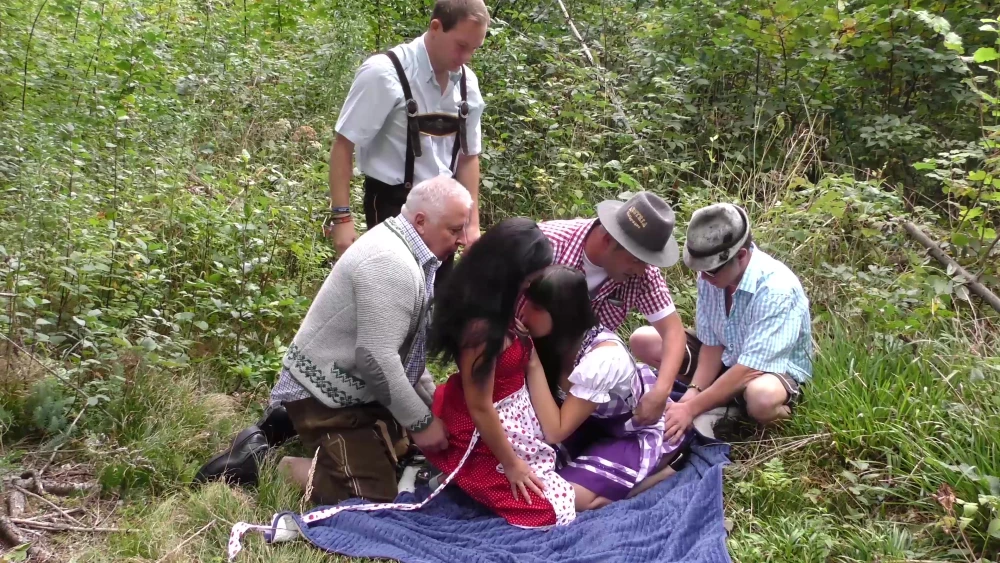 Ver Gangbang en los Alpes bávaros alemanes en EroticOnly