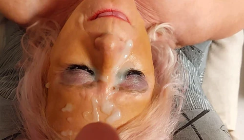 Cumshot in the face: Watch on EroticOnly