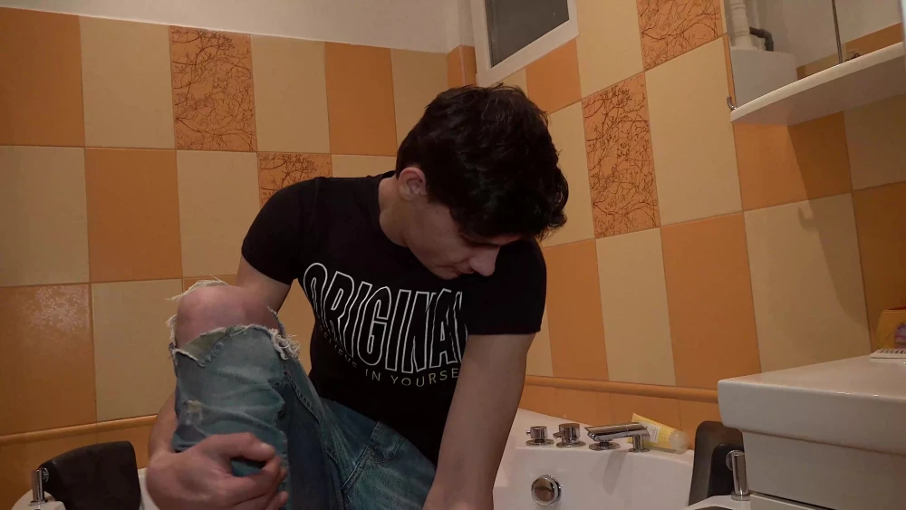 Dusche Oma Überraschung: Boden Fick & Anal auf Bauch - GILF Tabu: Ansehen auf EroticOnly.DE