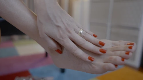 Hot Foot Fetish & Pussy Play – Sensual Massage, Fingering & Masturbation: Watch on EroticOnly