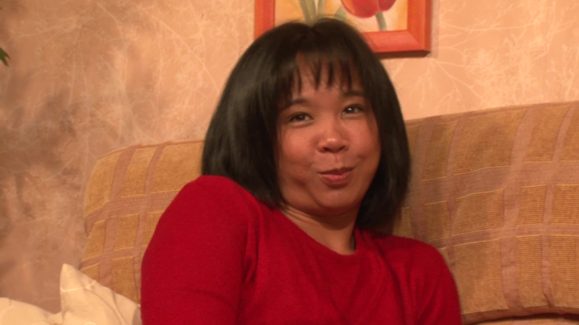 Ver Sexy asiática MILF juega con su coño peludo salvaje en EroticOnly